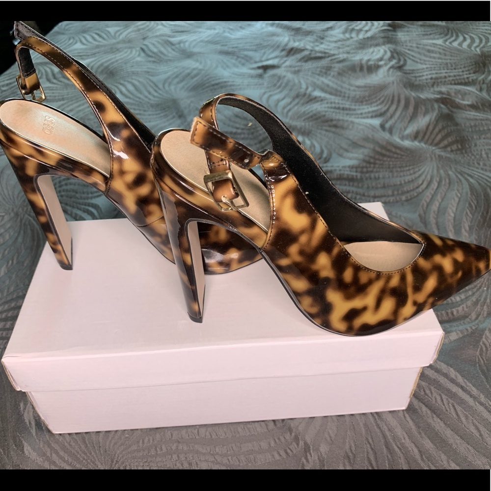 Ladies ASOS sling back pointy toe heel